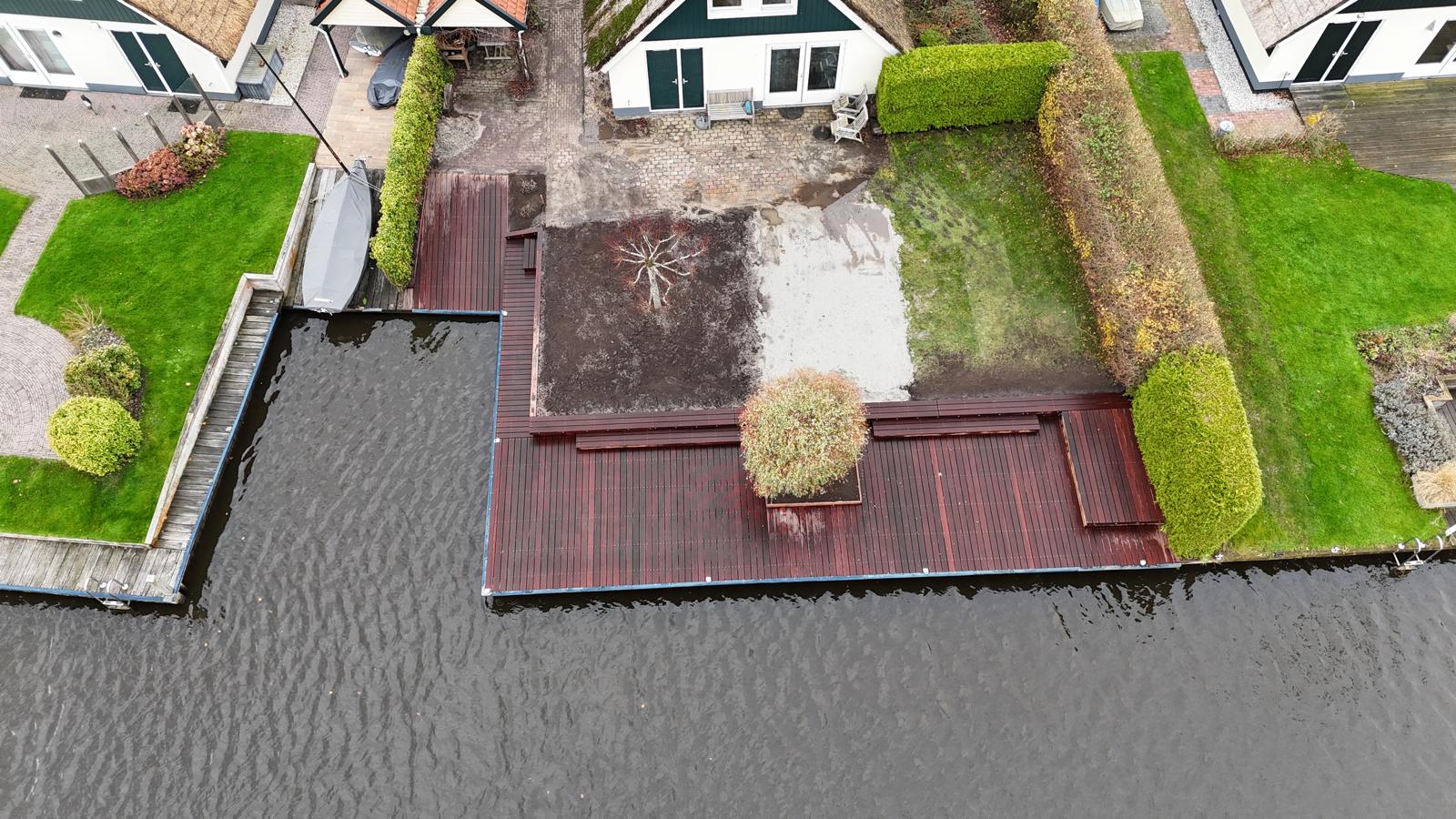 Vlonderterras aan het water — foto 17